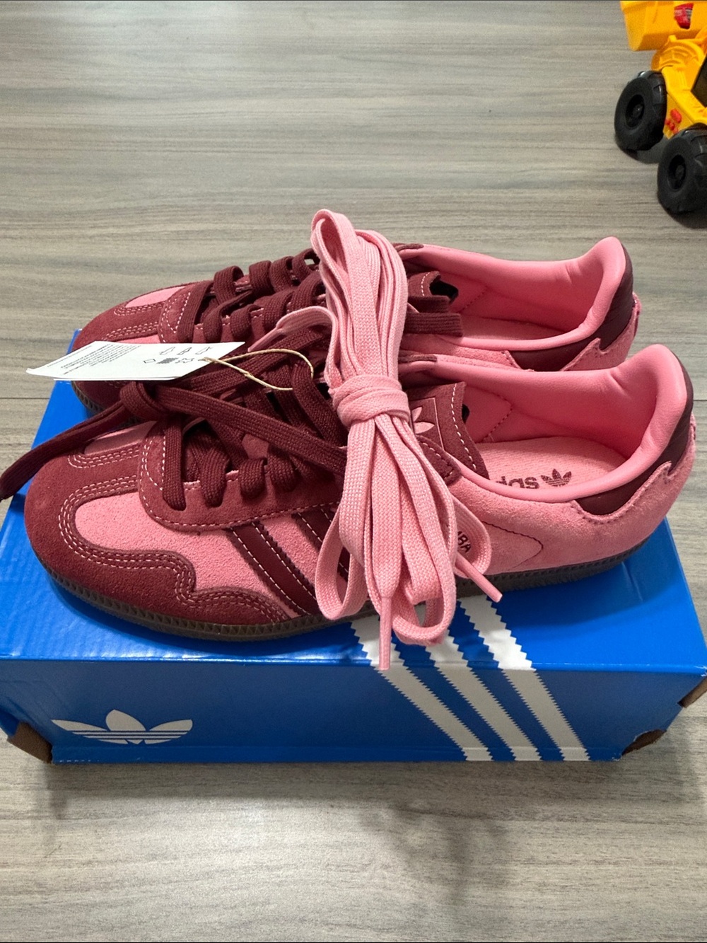Adidas Samba Women’s Sneakers in Burgundy and Pink (Roseti/gum buttons) - Picture 7 of 7